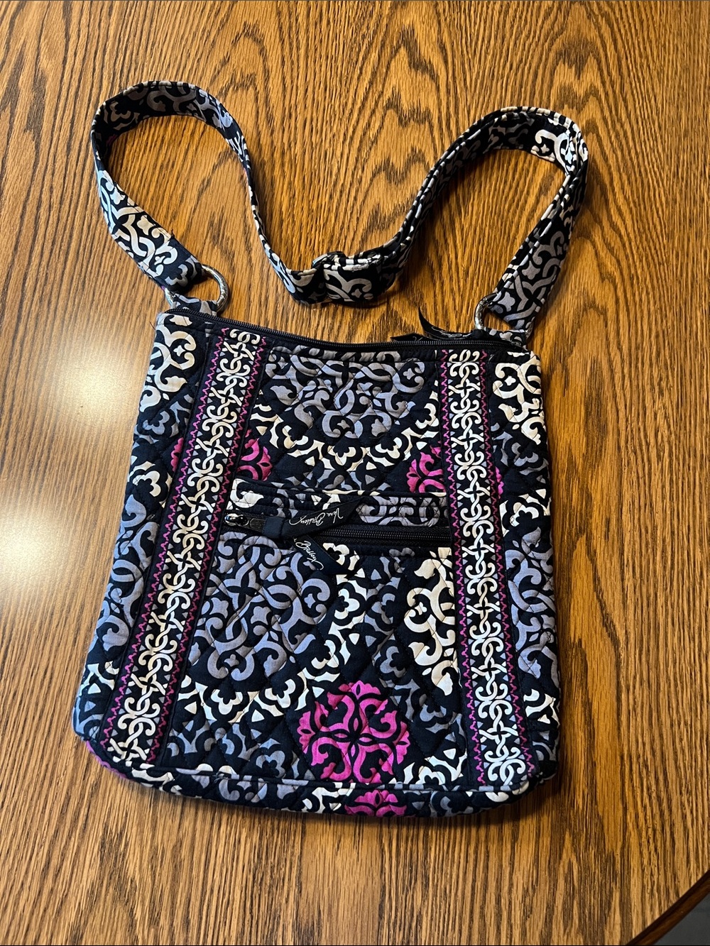Vera Bradley Canterbury Crossbody hipster.